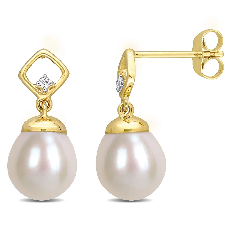 Exclusive Gemstone Jewelry Markdowns – Shop Now Mimi & Max 8-8.5mm Cultured Freshwater Pearl and Diamond Accent Earrings in 14k Yellow Gold